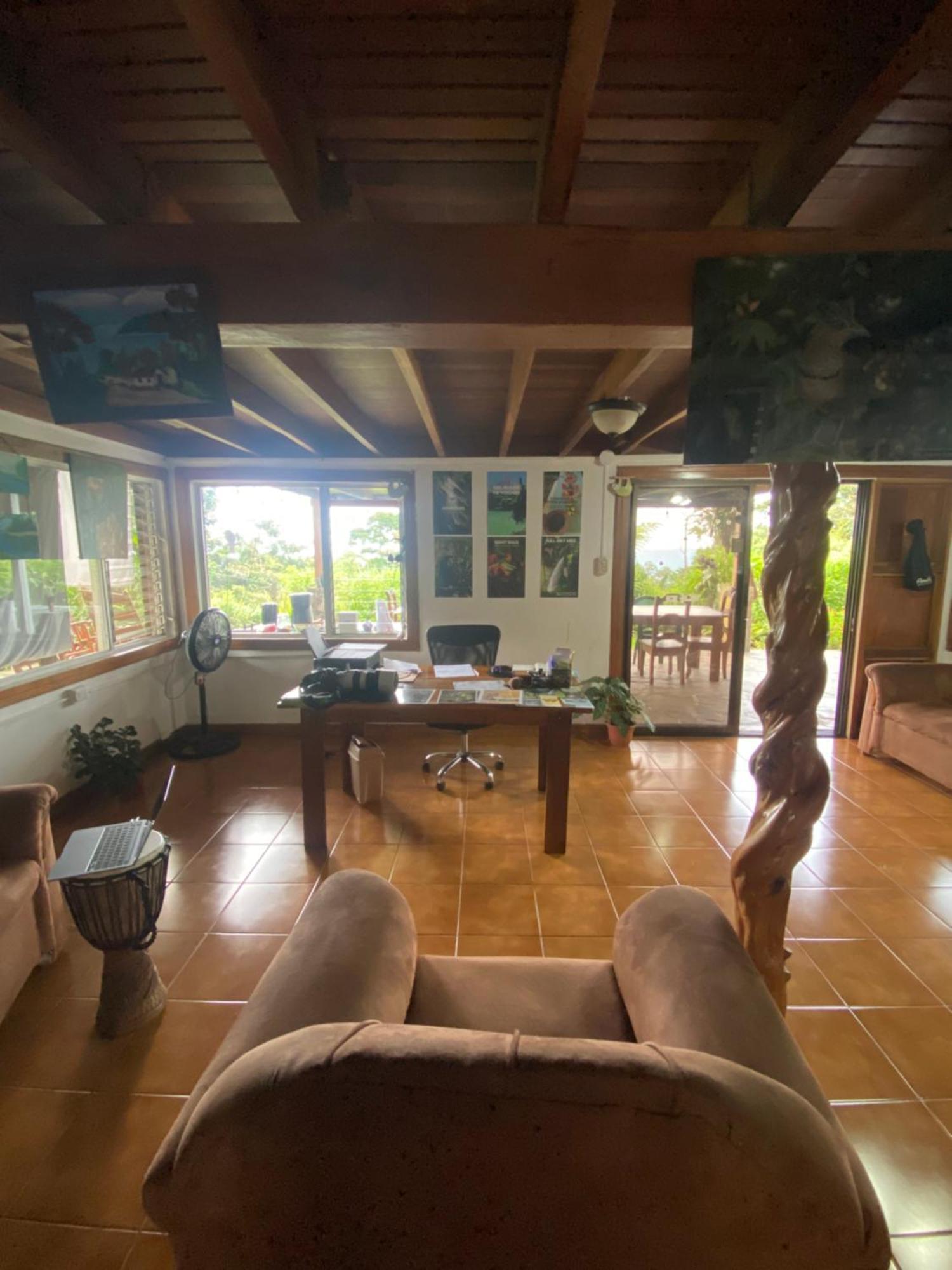 Birds & Breakfast Costa Rica Bed and Breakfast La Tigra  Buitenkant foto
